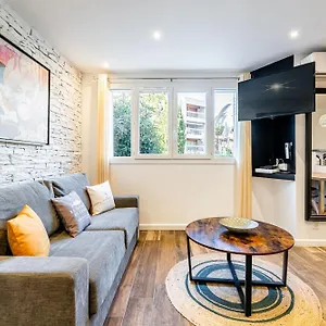 Appartement Le Marignan- Rdc - Garage - Classe 3 Etoiles, Cassis