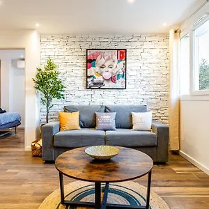Appartement Le Marignan- Rdc - Garage - Classe 3 Etoiles, Cassis